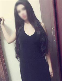 Zoya 22 year female call girls in Daman